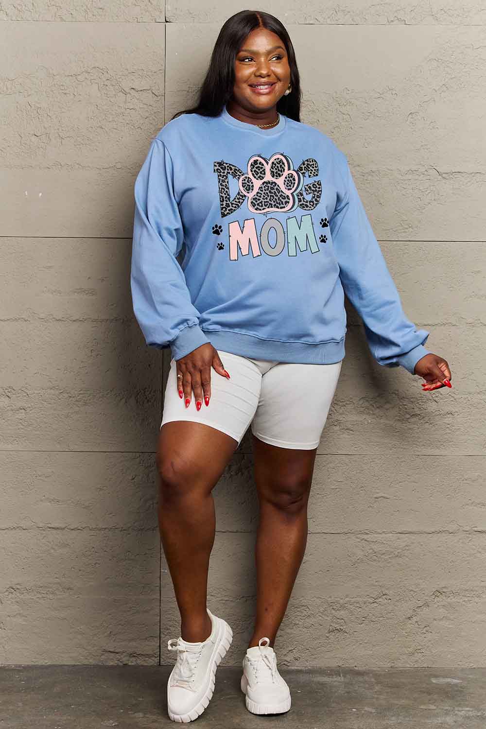 DOG MOM  Sweatshirt