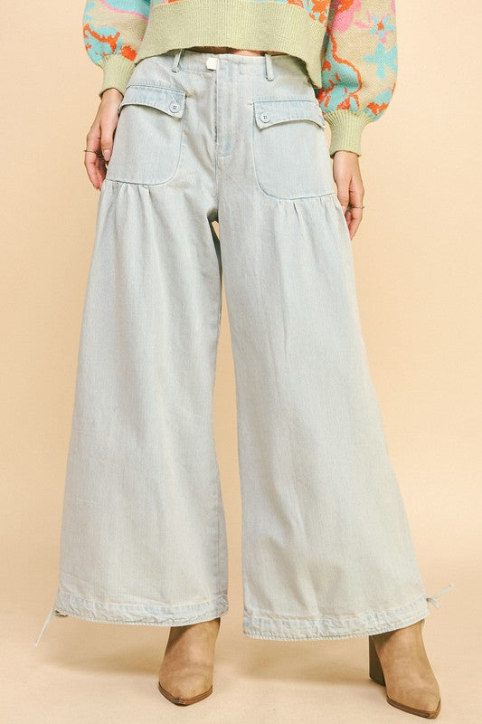 Wide Leg Mid Rise Jeans