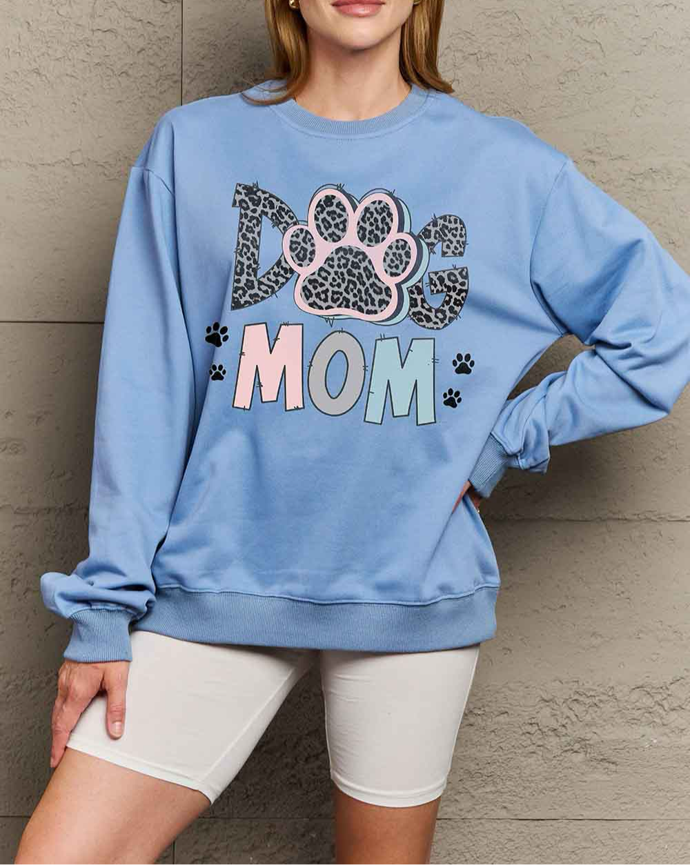 DOG MOM  Sweatshirt