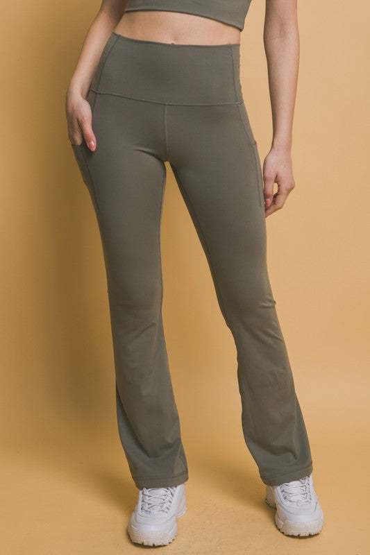 Active Leggings with Side Pockets