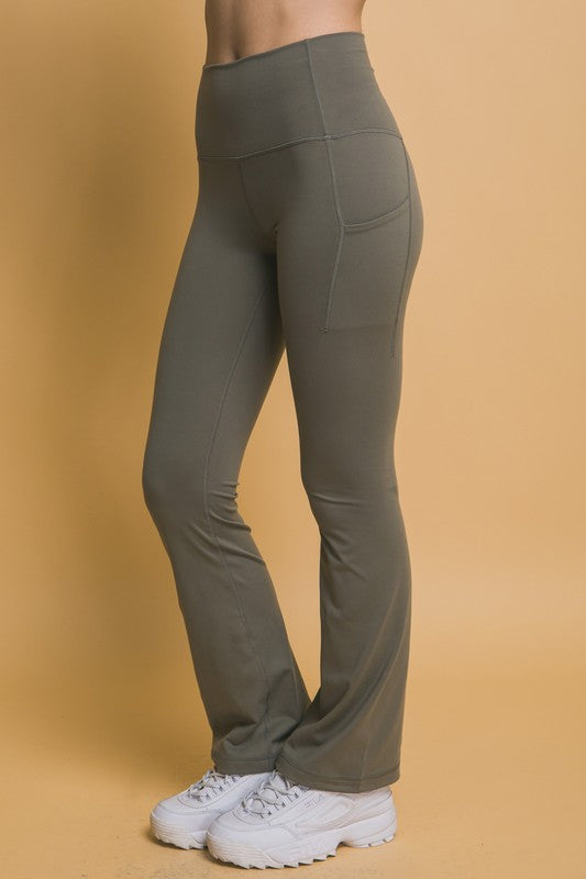 Active Leggings with Side Pockets